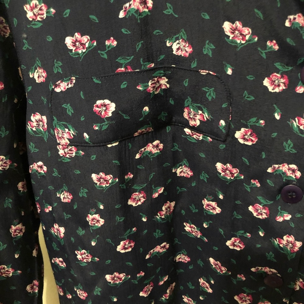 Flower Blouse - Picture 5 of 5